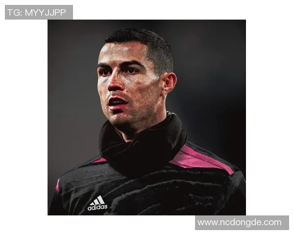 高颜值足球球星头像：那些既帅气又充满魅力的足球明星们